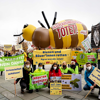 Protest gegen Pestizide zu den Koalitionsverhandlungen